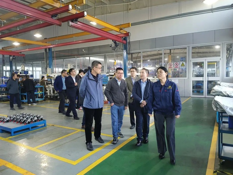 青島力克川液壓機械有限公司協辦國家標準審查會議在青島勝利召開！5.jpg